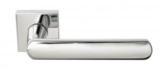 Дверная ручка на круглом основании Fratelli Cattini "LINEA" 7-CS матовый хром